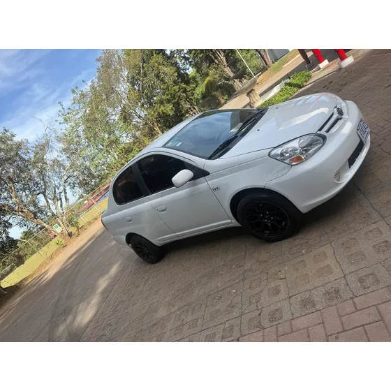 Toyota Yaris Nacional