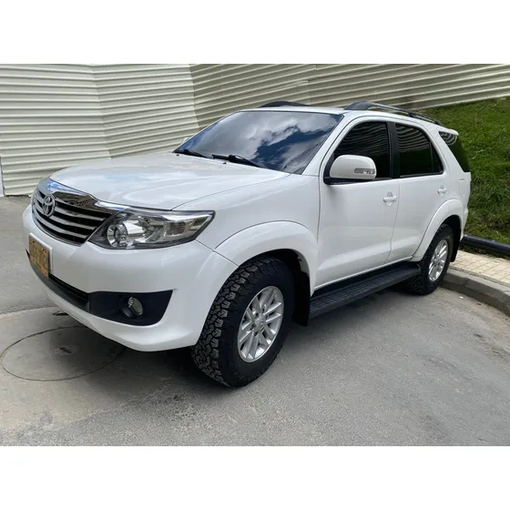 Toyota Fortuner 2.7l 4x2