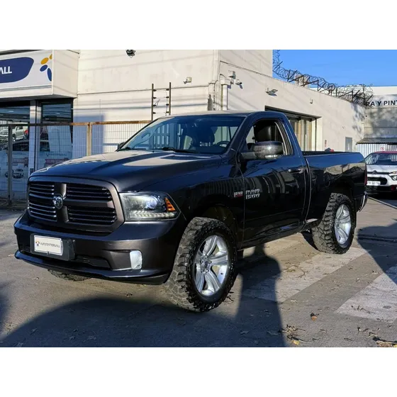 Dodge Ram 1500 Hemi Sport 5.7 4x4 At
