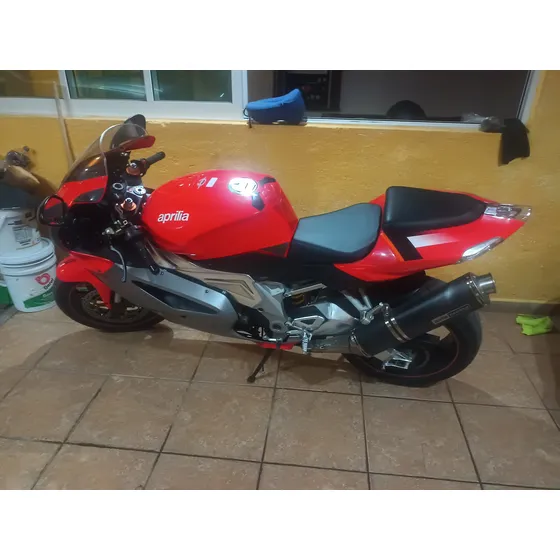 10000 Km, Color Rojo, Deportiva, Pocas Como Está. Factura Or