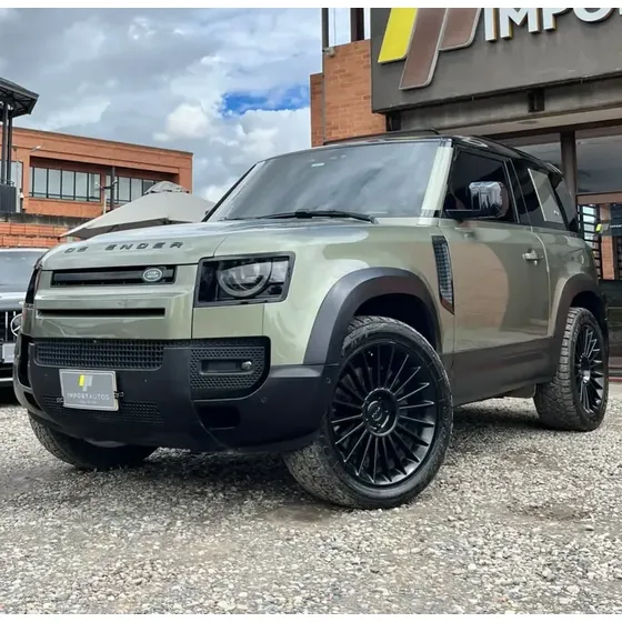 Land Rover Defender 90 2021 First Edition