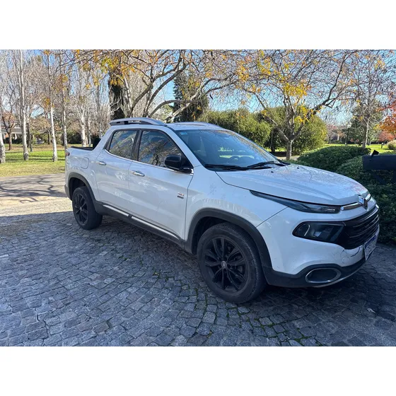 Fiat Toro 2.0 Volcano 4x4 At Pack Premium