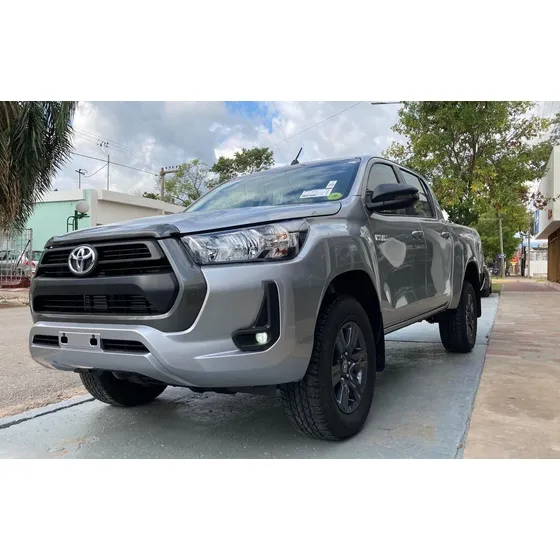 Toyota Hilux D/c 2.8 Tdi 204cv Sr 4x4