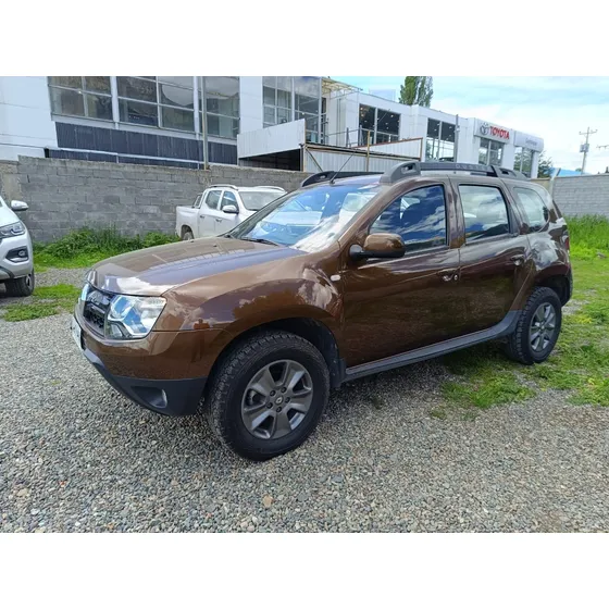 Renault Duster Zen 1.6l 5mt 4x2