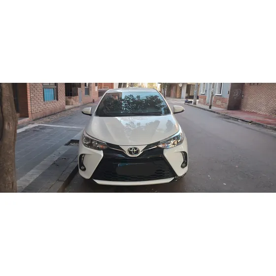 Toyota Yaris 1.5 107cv Xls Cvt