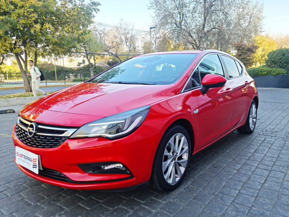 Opel Astra Enjoy Hb 1.4 At 2018