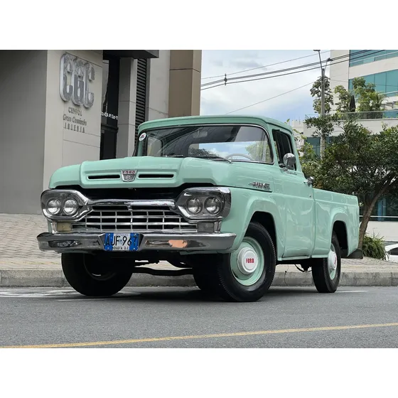 Ford F-100