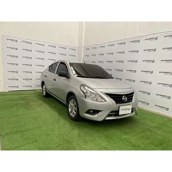 Nissan Versa 1.6 Drive