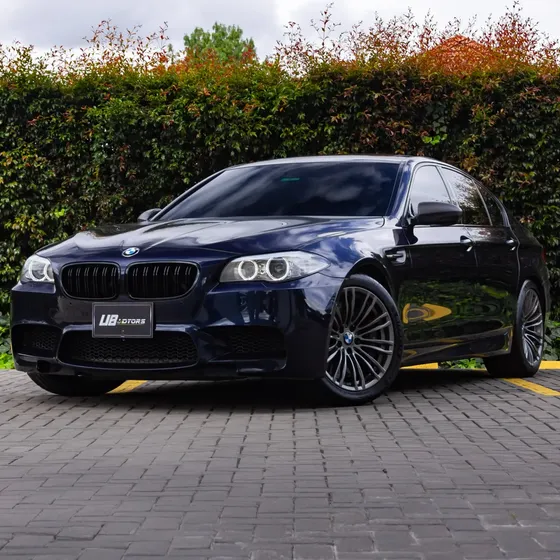 BMW Serie 5 2014 M5 F10 4.4l