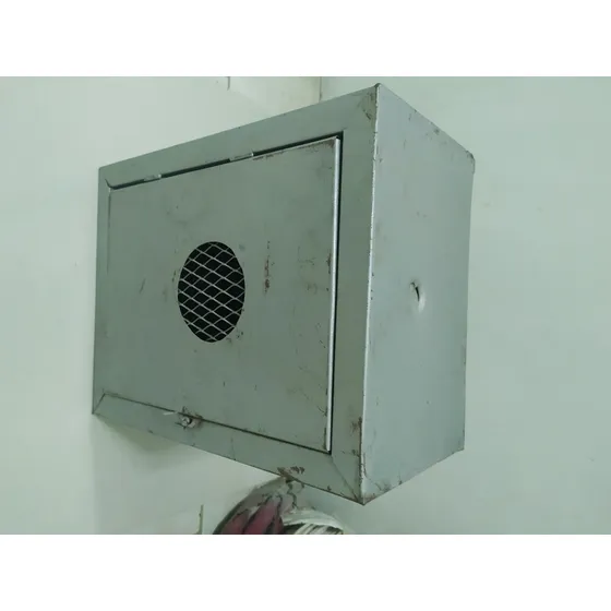 Cajetin Para Medidor Electricidad (110 Voltios) Metalico