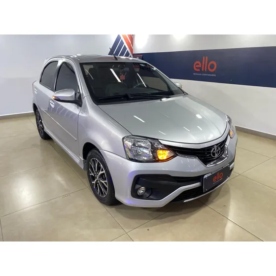 Toyota Etios 1.5 Platinum 16v Flex 4p Automático