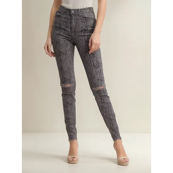 Jeans Dama Vaquero Tiro Alto Rewash Animal Print Gris 