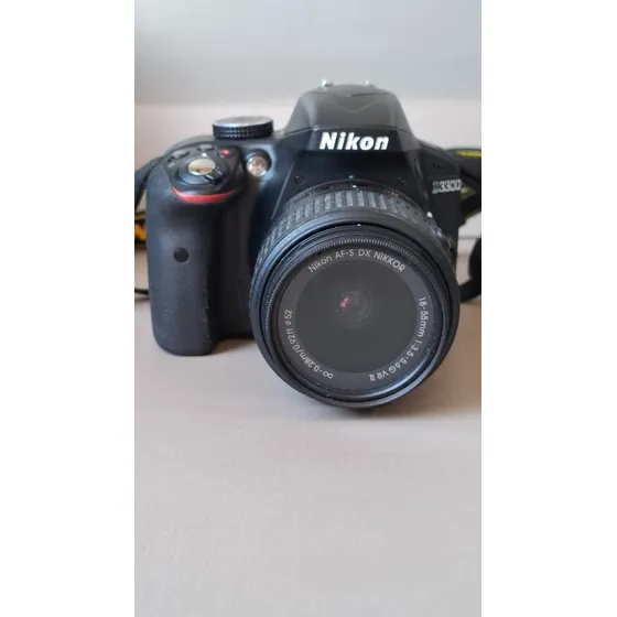 Máquina Fotográfica Nikon D3300 Dslr Cor Preto Com Kit Usada Preto