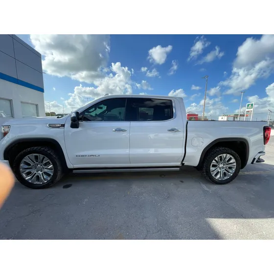 Gmc Sierra 6.2 Denali Dvd At