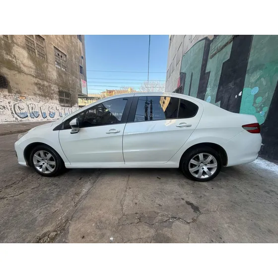 Peugeot 408 1.6 Allure Hdi 115cv