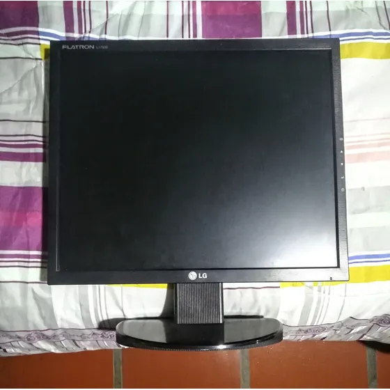 Monitor Lcd Flatron LG 17 PLG
