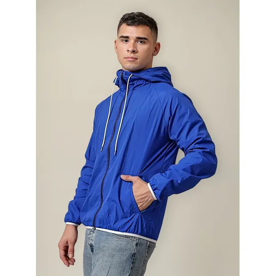 Campera Hombre Rompeviento Con Capucha Y Bolsillos Lisa