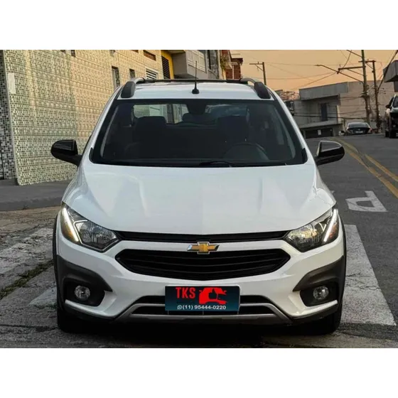 Chevrolet Onix 1.4 Mpfi Activ 8v Flex 4p Automático