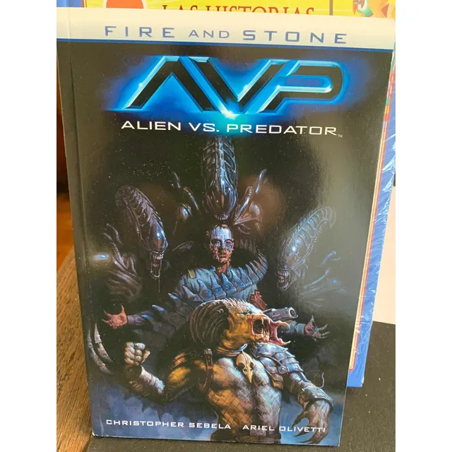 Alien Vs. Predator: Fire And Stone (libro En Inglés) Sebela