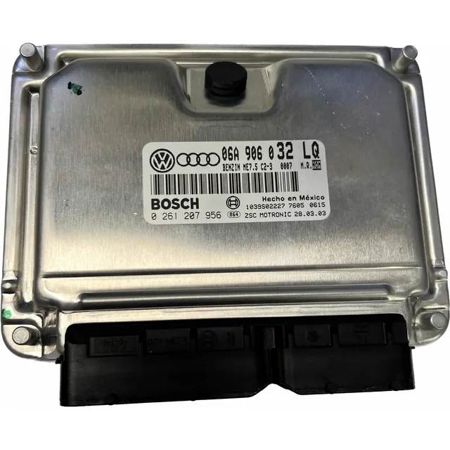 Módulo Ecu 06a 906 032 Lq Golf 1.8t