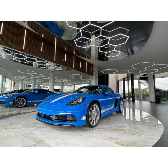Porsche 718 Cayman