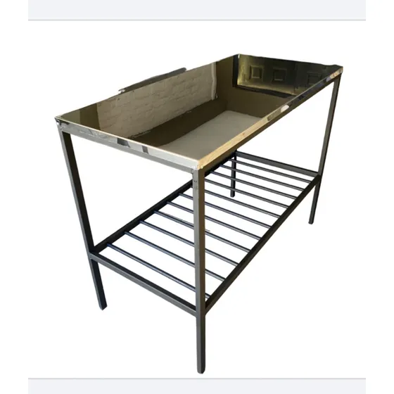 Mesa De Acero Inoxidable (180x60x90) Con Parrilla Tipo Isla