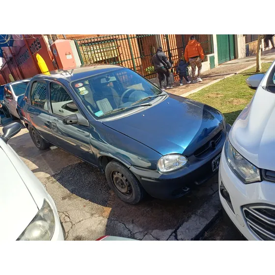 Chevrolet Corsa 1.6 Con Gnc