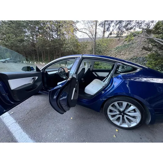 Tesla Model 3 Standard Range