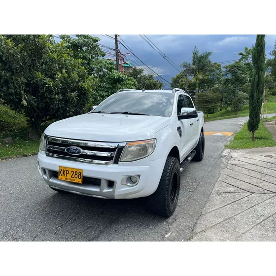 Ford Ranger 3.2 Límited Mecánica