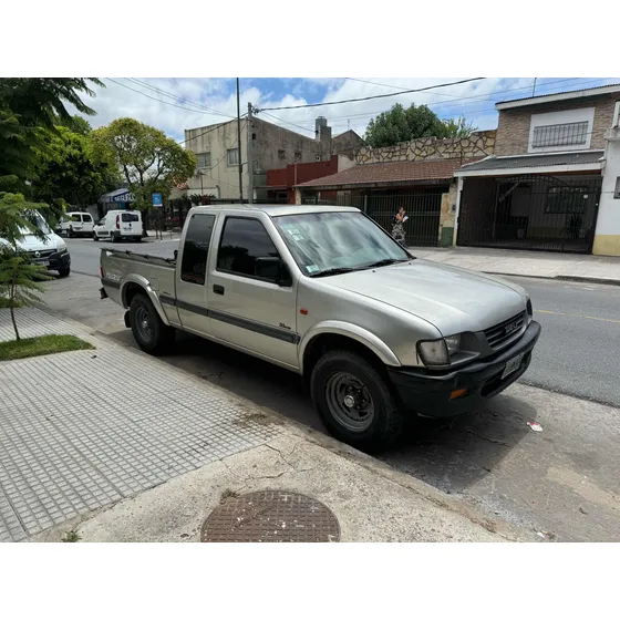 Isuzu Spacecab Soorcab Pick Up Isuzu 3.1 T