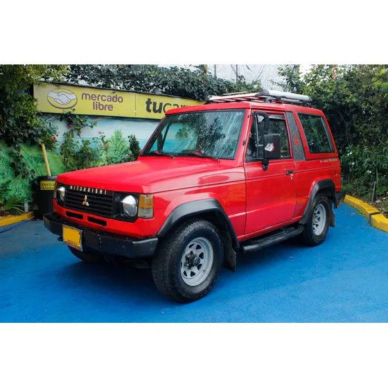 Mitsubishi Montero 2.4 Mt 4x4