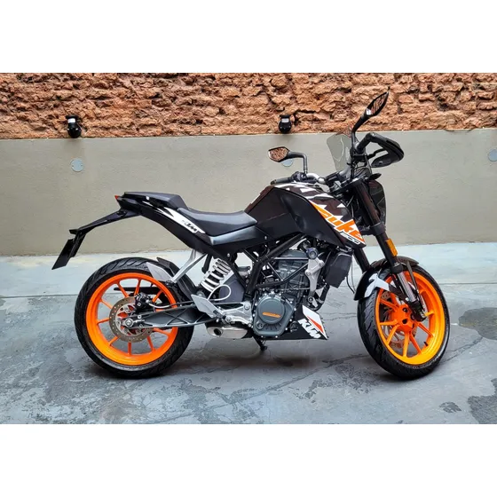 Ktm Duke 200, 2da. Gen, Mod. 2017 Con 13.300 Km Accesorios!!