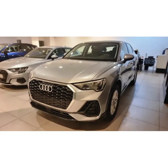 Audi Q3 Sportback 1.4 35tfsi Sportback 150 Cv