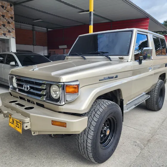 Toyota Land Cruiser 2003 4.5 Fzj75 Macho