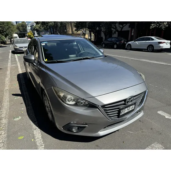 Mazda Mazda 3 2.0 I Touring Mt
