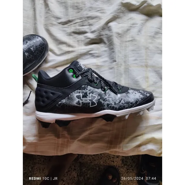 Tacos De Softball Talla 47 Nuevos Hunder Armour 70$
