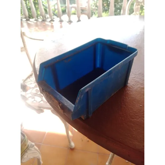 2cajas Pequeñas Apilable D Tornillos 18 X 10(gran Cantidad)