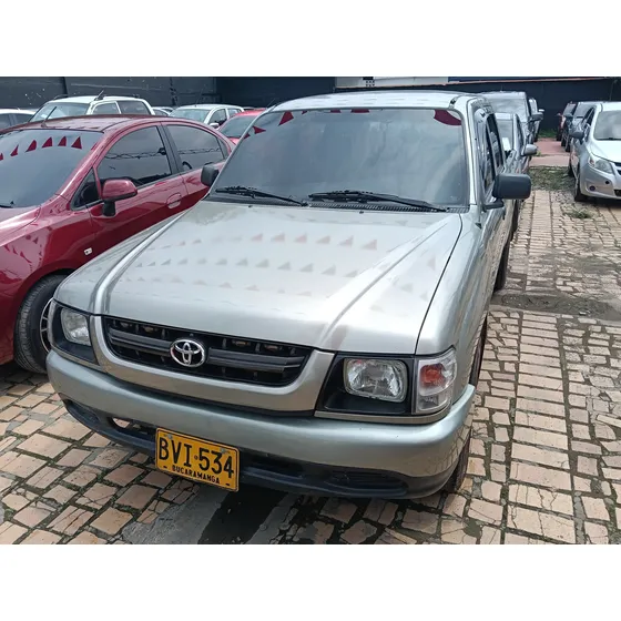 Toyota Hilux 2.4l 4x2