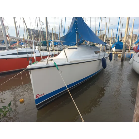 Velero Nuevo Dserra 240 Mayor/g2. Con Orza Y Baño Compartim.