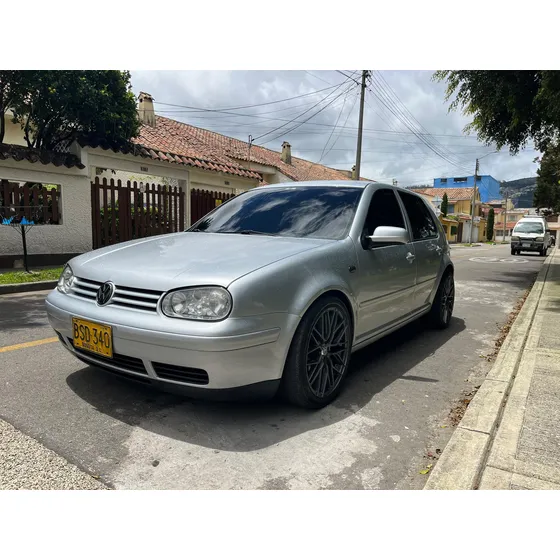 Volkswagen Golf 1.6 Basico