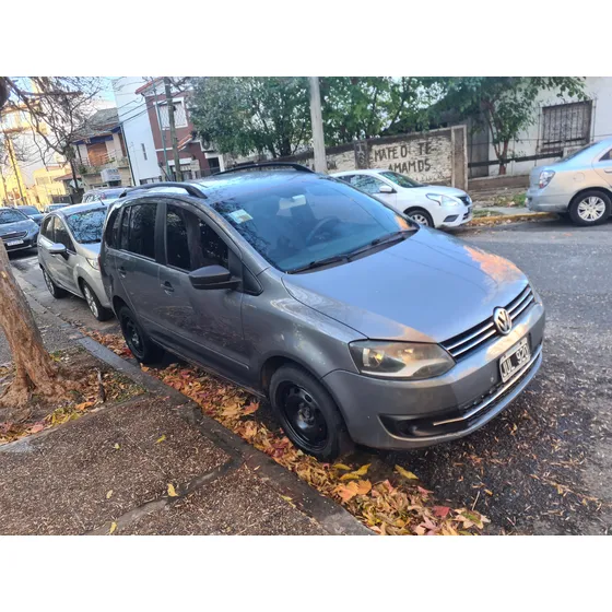Volkswagen Suran 1.6 Comfortline 101cv 11a