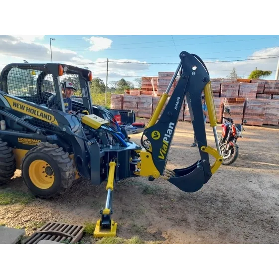 Implemento Brazo Retro Ra600/700 Vialplan P/minicargadora