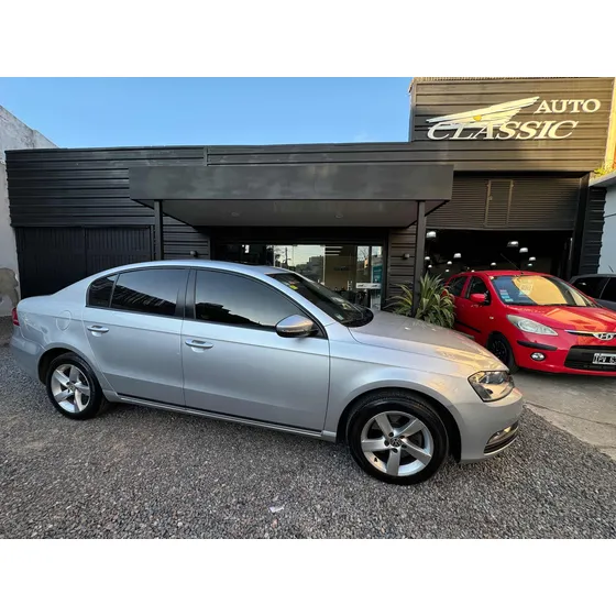 Volkswagen Passat 1.8 Confort Tsi 160cv