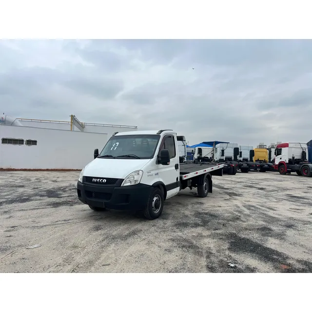 Iveco Daily 35s14 2017 - Plataforma Guincho