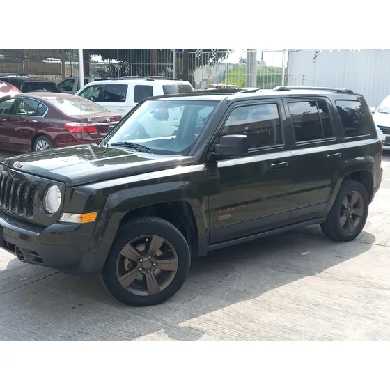 Jeep Patriot 2.4 Edición 75 Aniversario 4x2 At