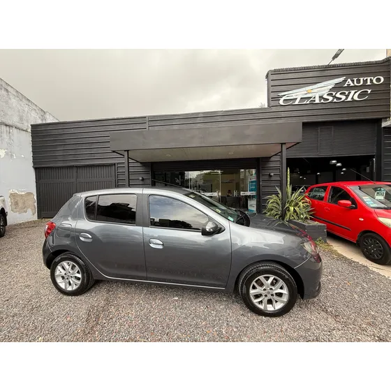 Renault Sandero 1.6 Privilege 105cv