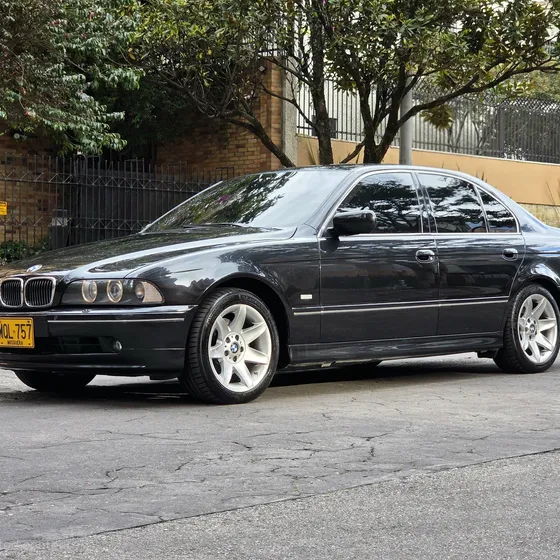 BMW Serie 5 2002 4.4 540ia E39 Protection
