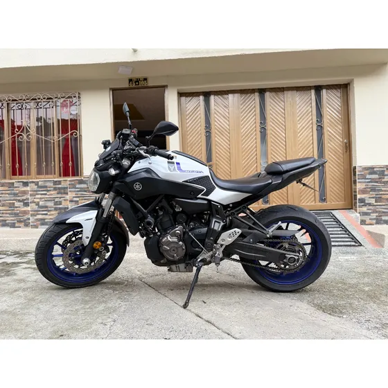 Yamaha Mt 07 - Modelo 2017