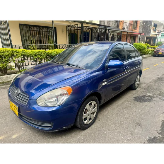 Hyundai Accent 1.6 Gls 5 P