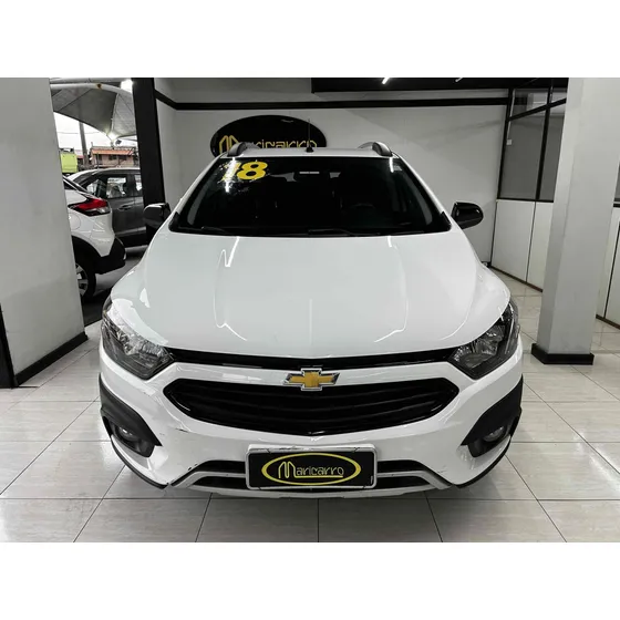 Chevrolet Onix 1.4 Mpfi Activ 8v Flex 4p Automático